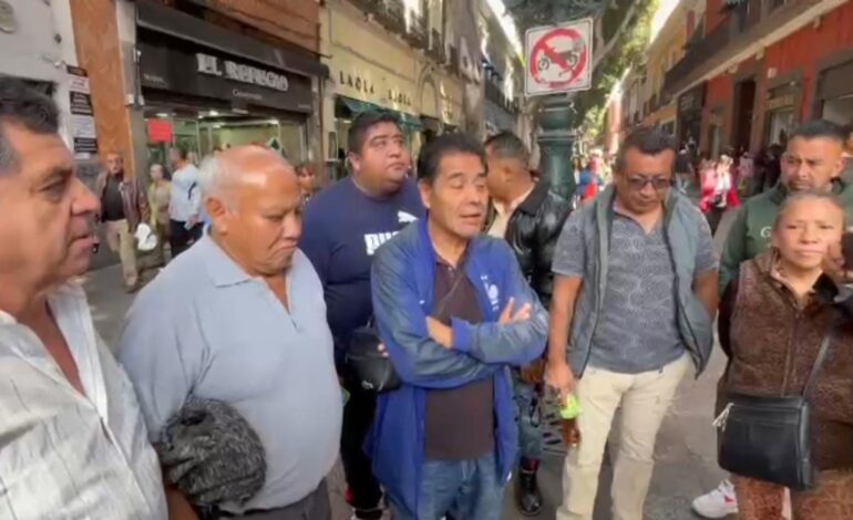 Ambulantes suplican al Ayuntamiento de Puebla para reinstalarse en el CH