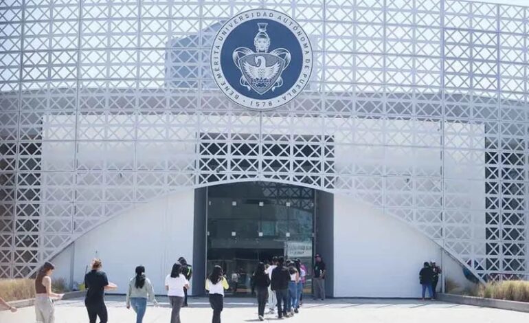 Estas facultades de la BUAP concluyen paro y retoman clases