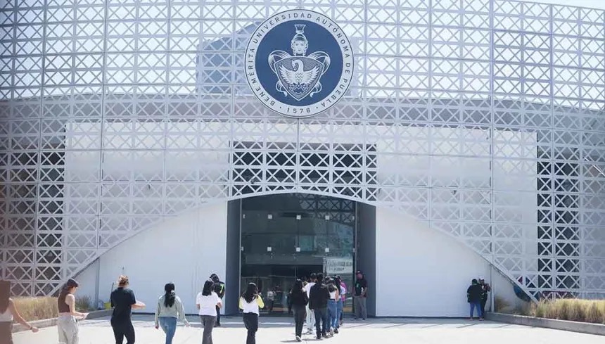 Estas facultades de la BUAP concluyen paro y retoman clases