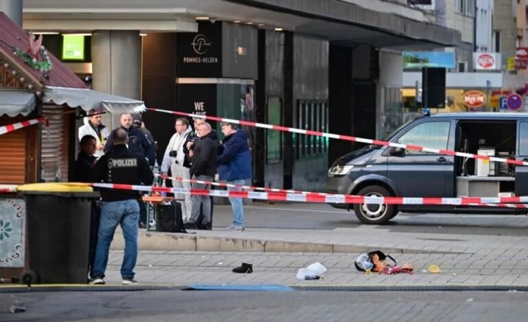 Atropellamiento masivo en Mannheim deja al menos un muerto y varios heridos