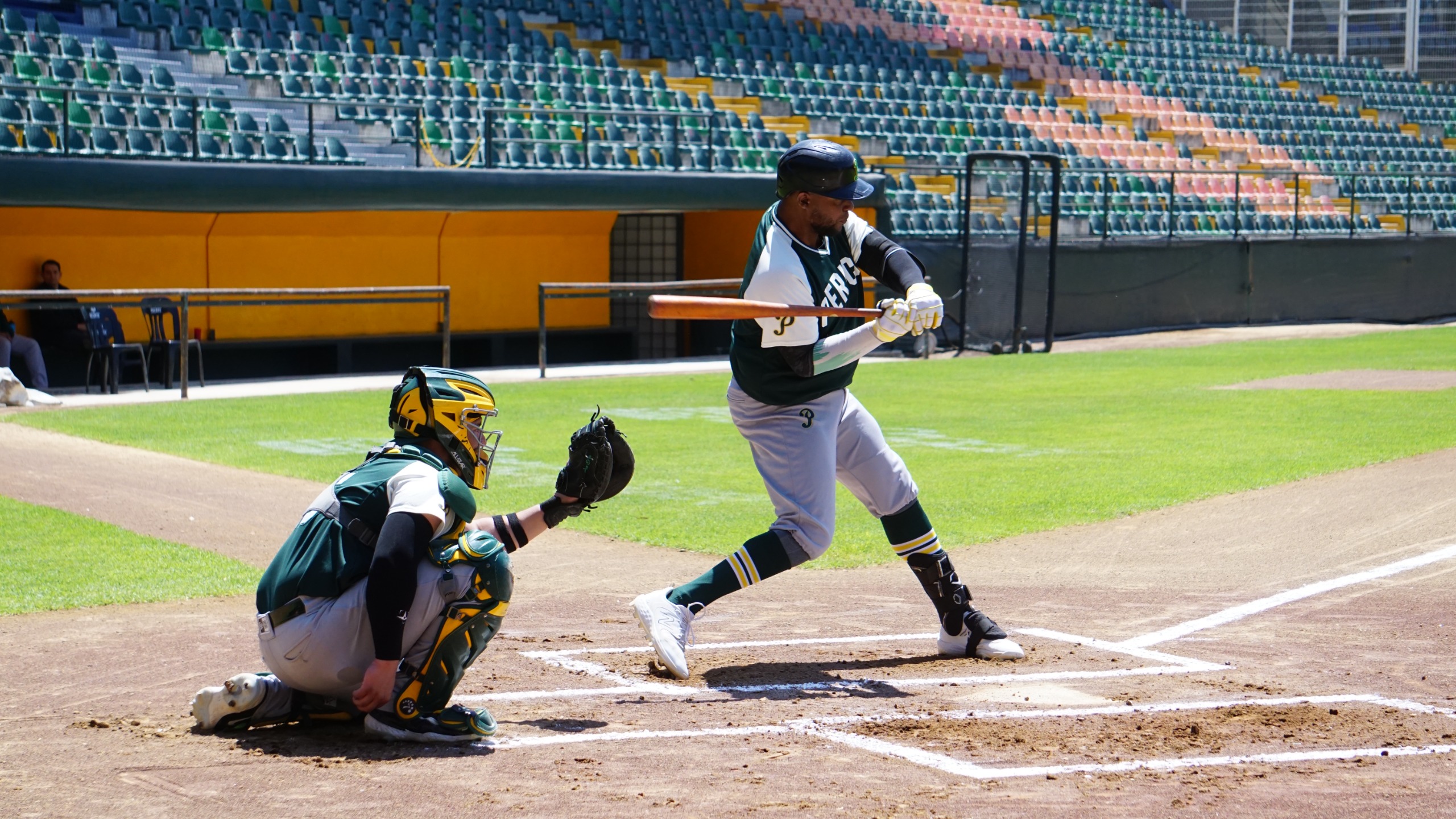 Pericos entra en ritmo poco a poco