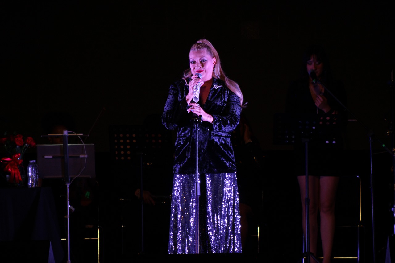 Rocío Banquells revive éxitos en el Teatro Principal