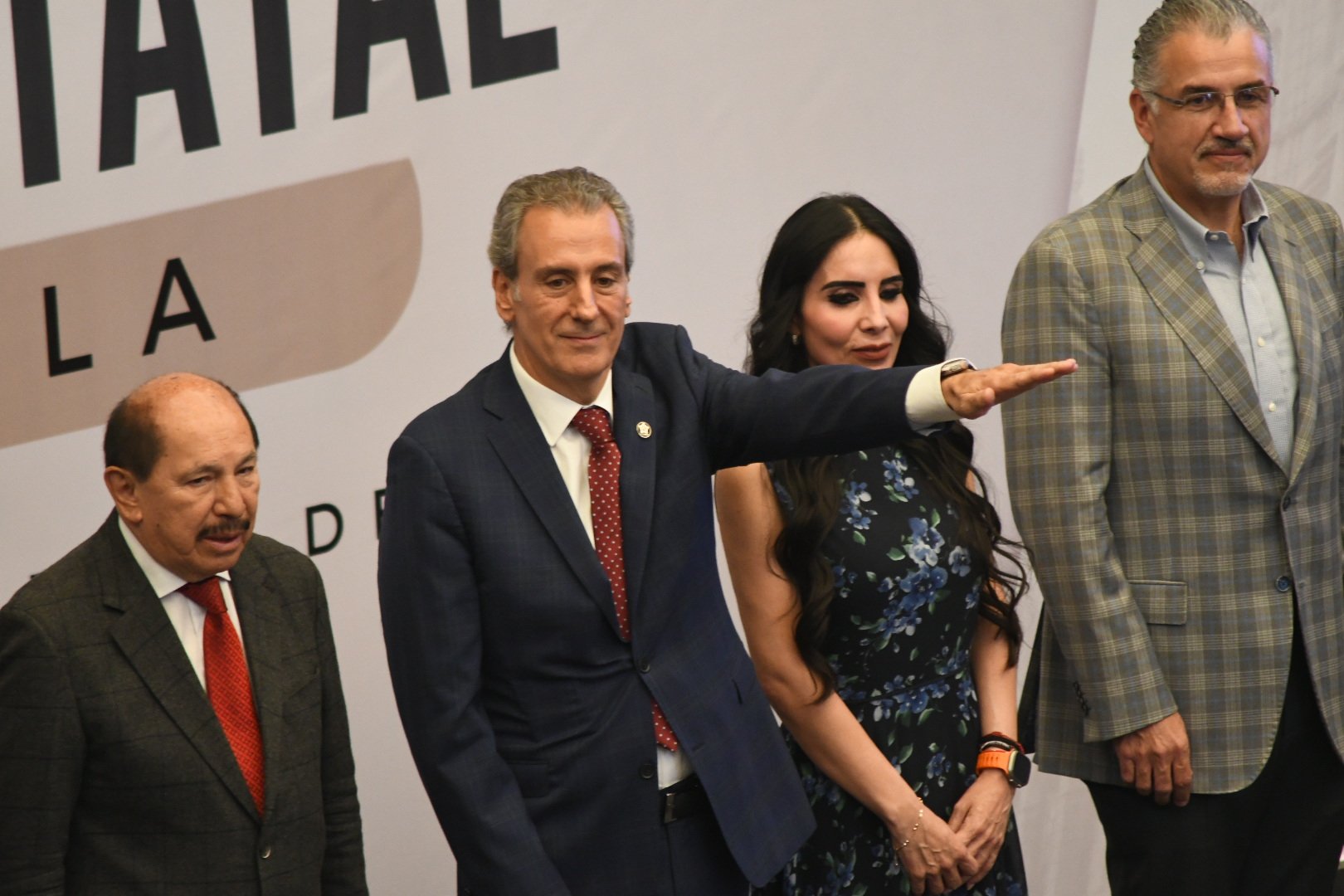 Pepe Chedraui toma protesta como coordinador estatal de la AALMAC