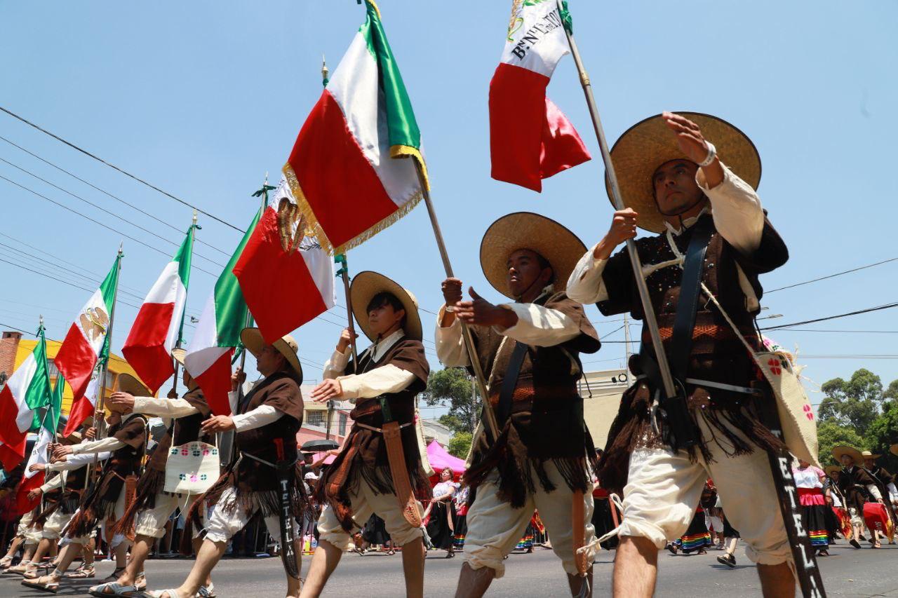 Poblanos disfrutaron su desfile conmemorativo de la Batalla del 5 de Mayo (Galería)