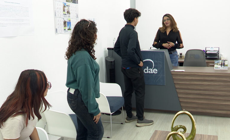 Acerca Dirección de Administración Escolar sus servicios a CU2