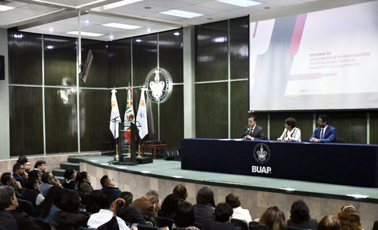 Presenta la Rectora de la BUAP nuevo Sistema de Evaluación e Investigación Institucional para el Desarrollo Académico