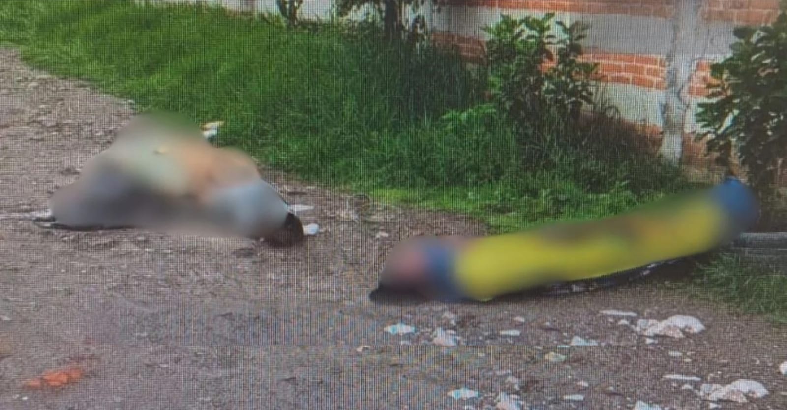 Hallan dos cuerpos embolsados cerca del Polideportivo de Xonaca