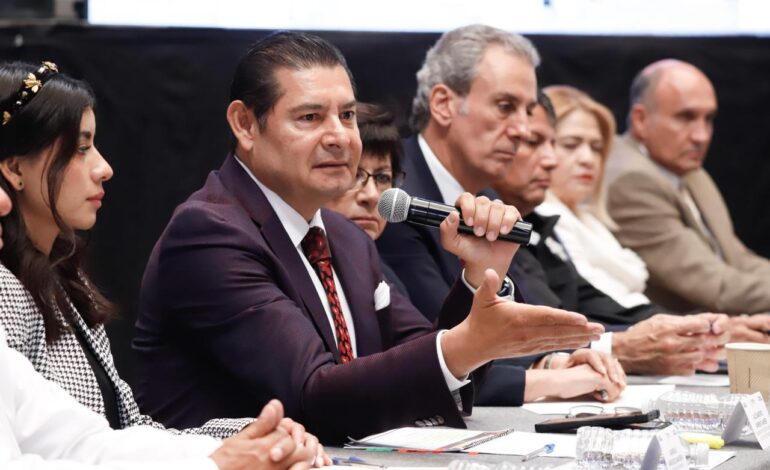 En Puebla, labor de las y los periodistas se protege; son guardianes de la información