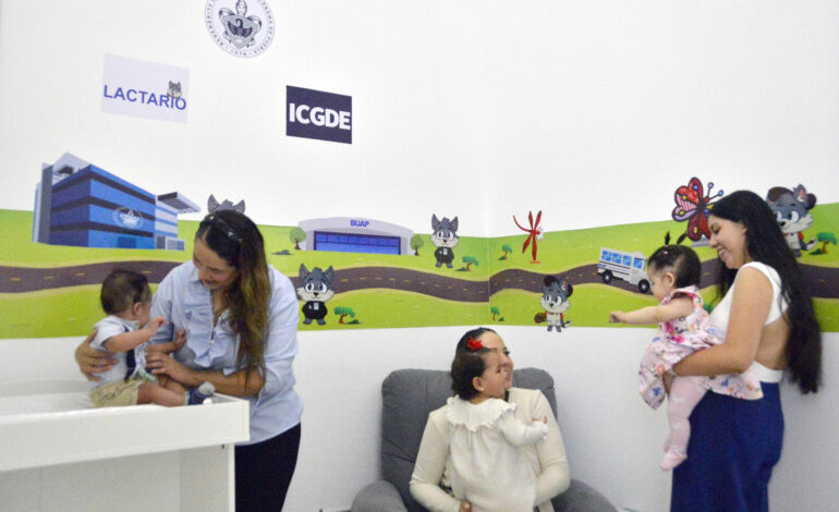 La BUAP promueve el derecho a la lactancia materna