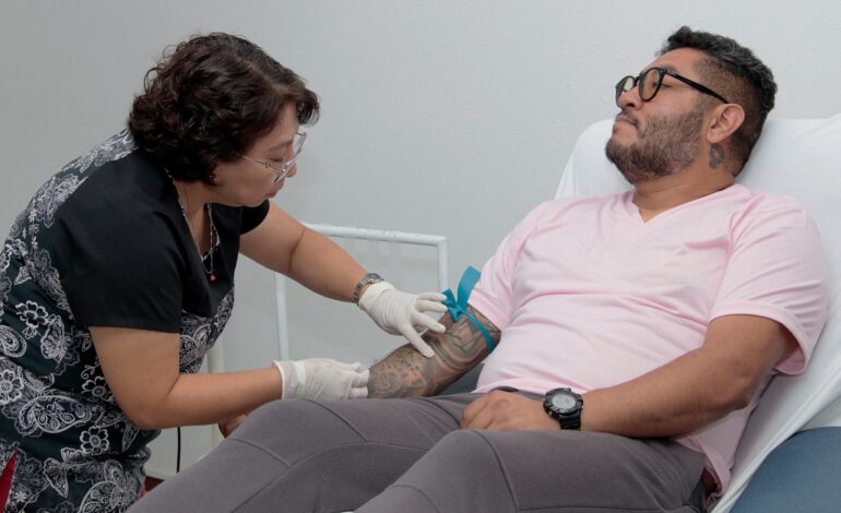 Tabús siguen limitando la donación altruista de sangre en Puebla, advierten