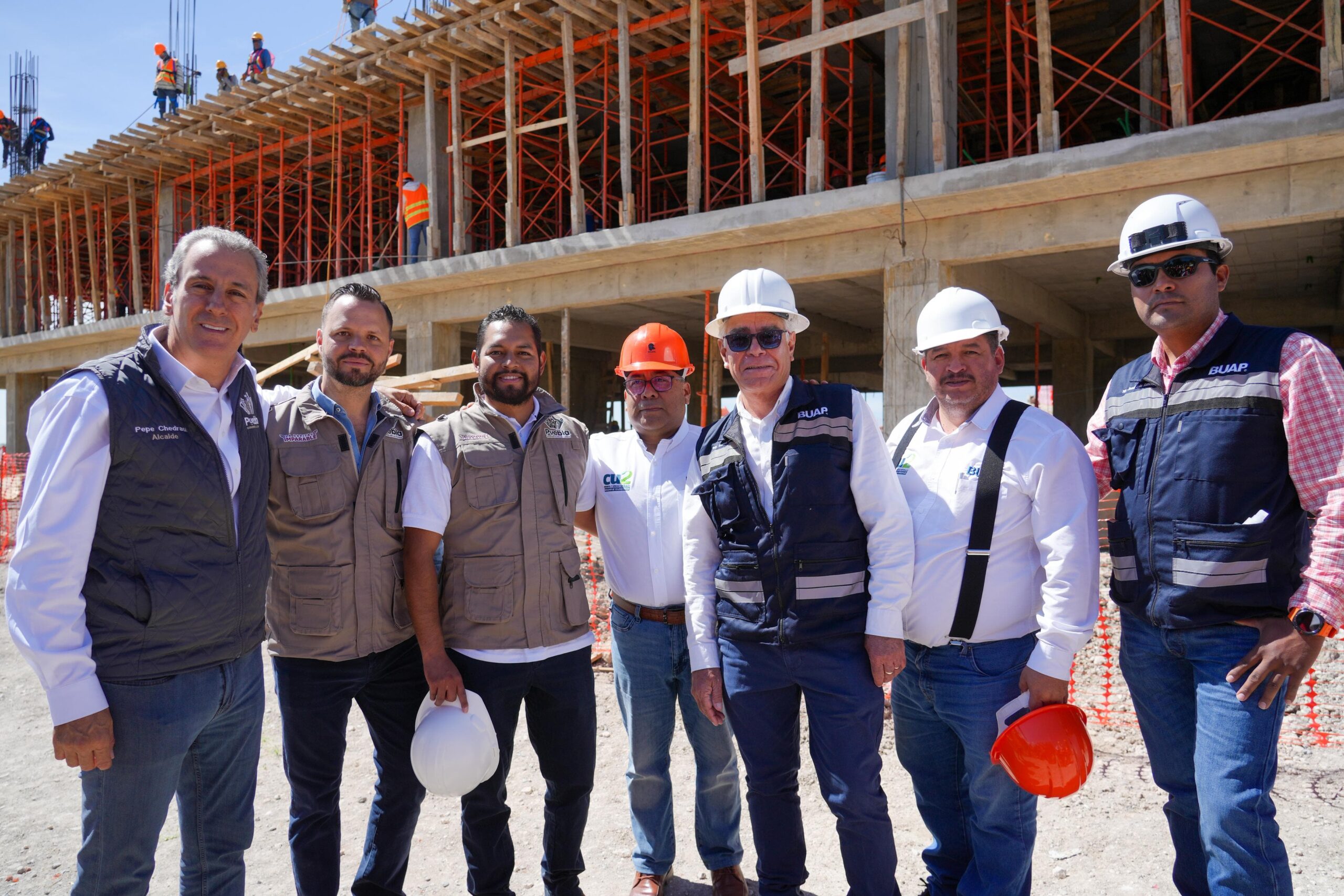 Supervisa Chedraui construcción del Bachillerato Tecnológico BUAP