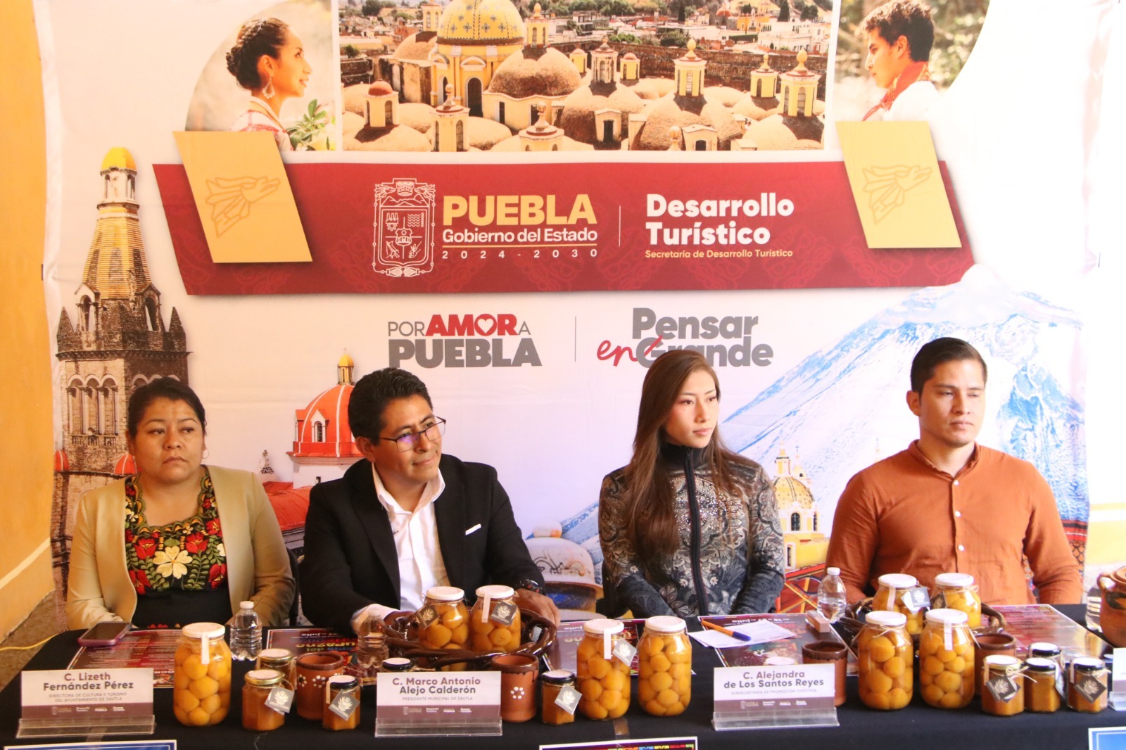 Impulsa Zautla su Feria del Durazno 2025