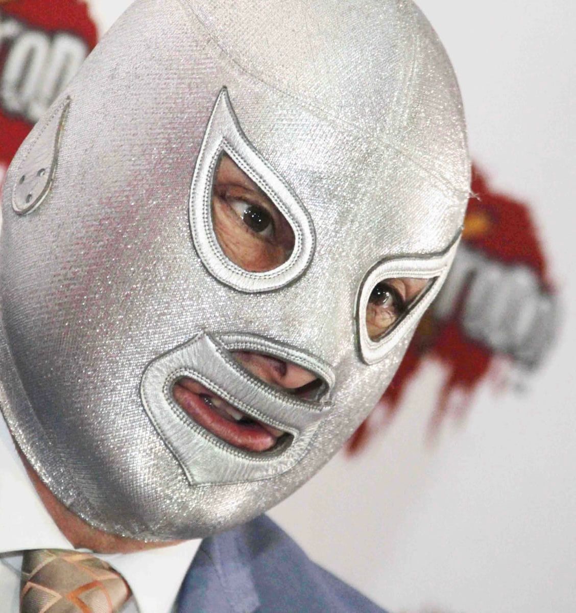 El legado plateado: ¿Cuánto vale la máscara de El Hijo del Santo?