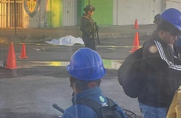Balacean a hombre en Villa de Atencingo: dejaron la metralleta a lado de su cuerpo