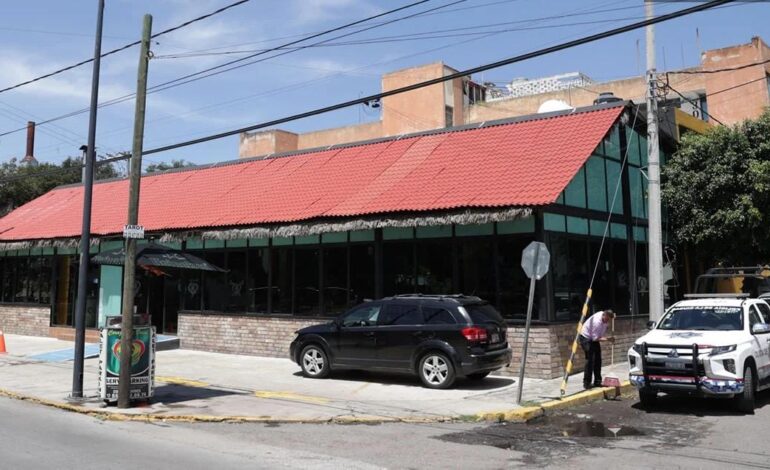 Comando armado asalta restaurante Corazón de Brasil en pleno Bulevar 5 de Mayo