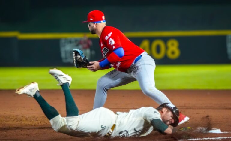 Piratas gana sensacional juego de 11 rollos y pone contra el paredón a Pericos