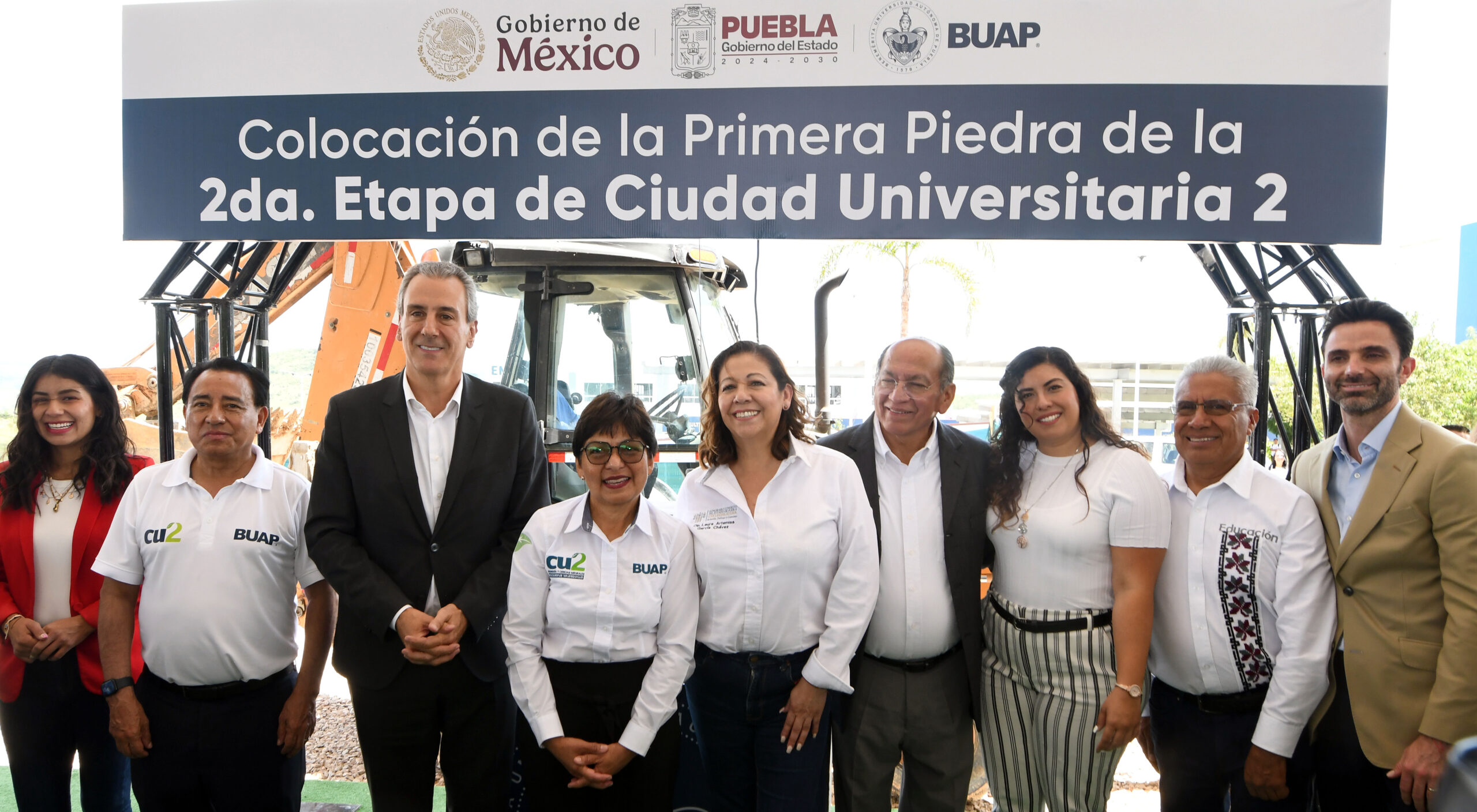 Encabeza la Rectora Lilia Cedillo colocación de la primera piedra de la segunda etapa de CU2