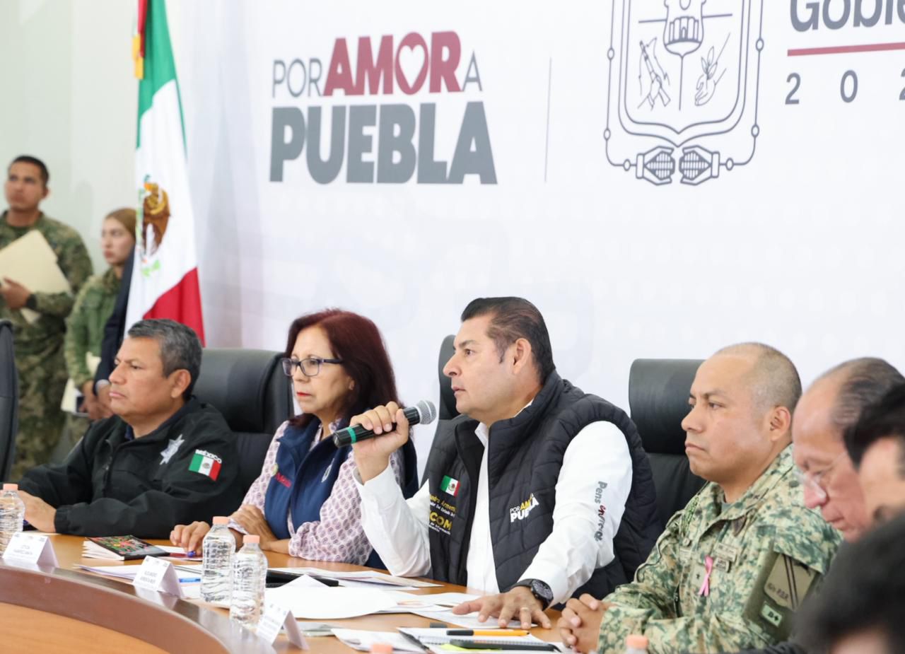 Ratifica Armenta que no se escatiman recursos para salvar vidas y atender a damnificados