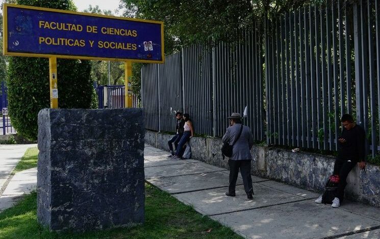 Evacuan la FCPyS de la UNAM por amenaza de bomba