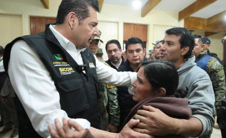 En coordinación, órdenes de gobierno supervisan atención a afectados por lluvias en Puebla
