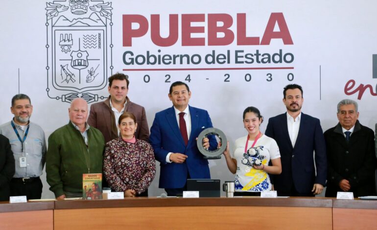 Puebla vive un gran momento en materia tecnológica: Armenta