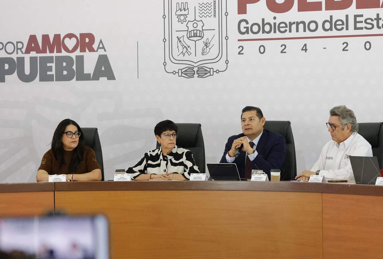 Alto al abuso de grúas, Gobierno de Puebla instalará 5 depósitos vehiculares
