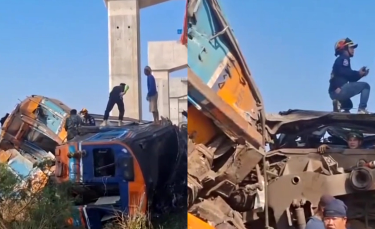 En Tailandia, una grúa cae sobre un tren de pasajeros, dejando 32 víctimas mortales y decenas de heridos