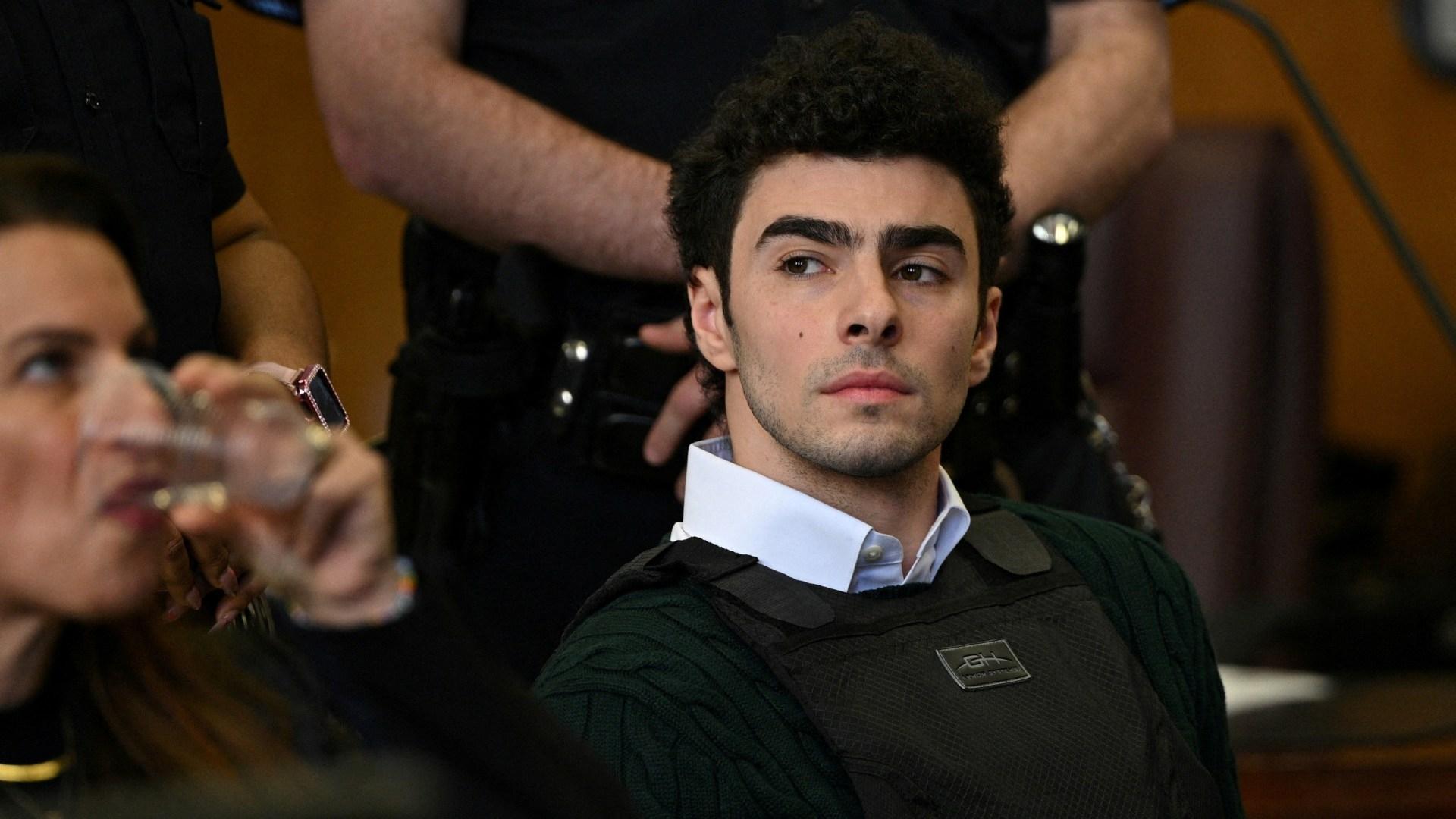 Hombre de Minnesota intenta hacerse pasar por agente del FBI para liberar a Luigi Mangione, acusado de asesinar al CEO de United Healthcare