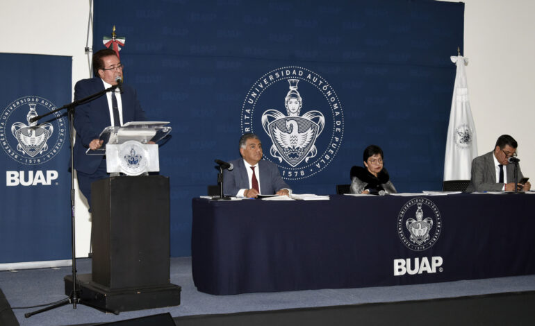 Egresados de prepas y bachilleratos BUAP tienen garantizado ingreso al nivel superior: Rectora Lilia Cedillo