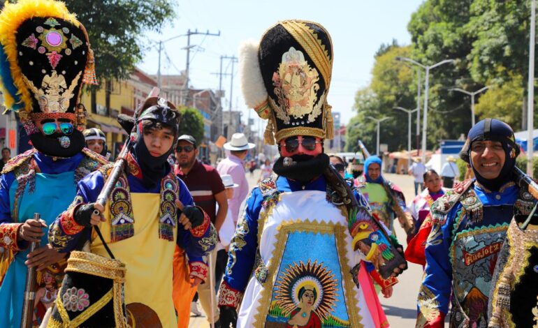 Segundo año con saldo blanco y sana convivencia en Carnaval de Huejotzingo: Gobierno Estatal