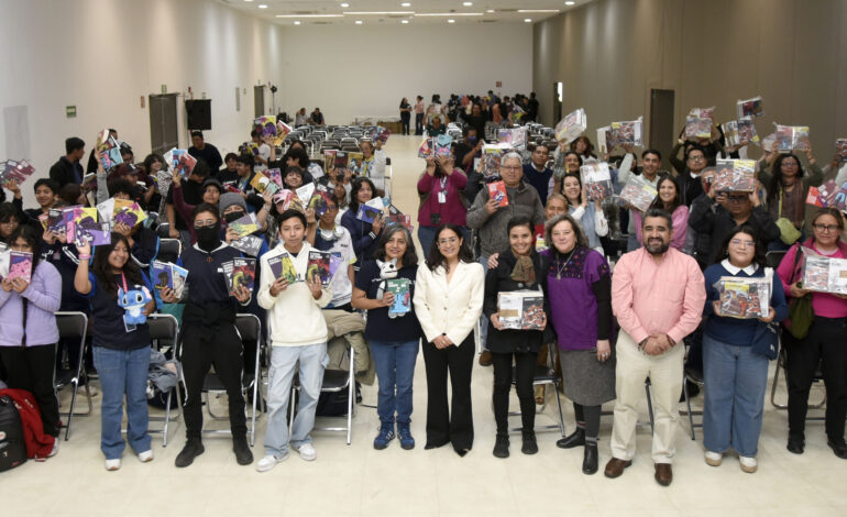 Forman BUAP y Fondo de Cultura Económica lectores responsables