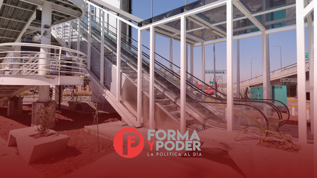 Vandalizan escaleras eléctricas y elevadores de Vía Atlixcáyotl frente al CCU