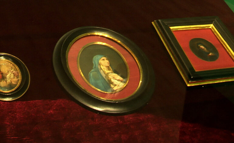 Inauguran en CCU La conformación del gusto. Muestrario de coleccionismo poblano