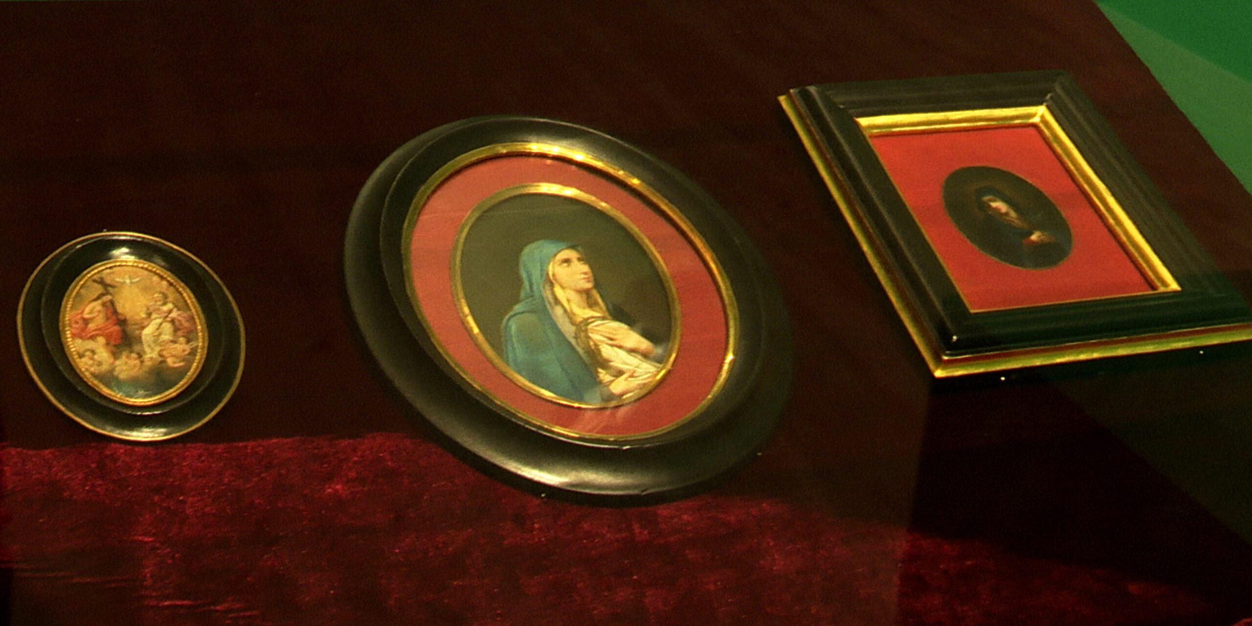 Inauguran en CCU La conformación del gusto. Muestrario de coleccionismo poblano