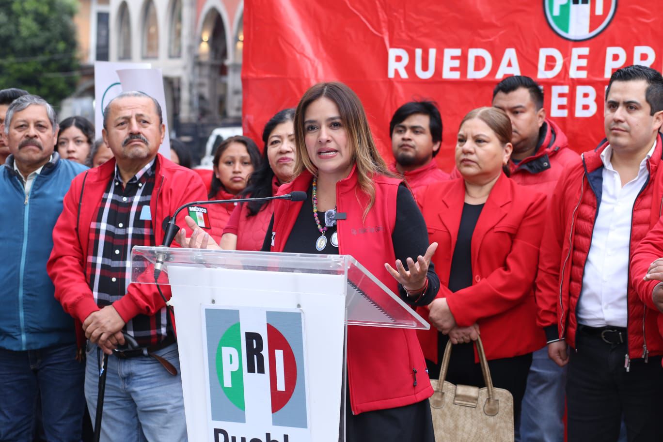 El PRI votará en contra de la Ley Maduro: Xitlalic Ceja