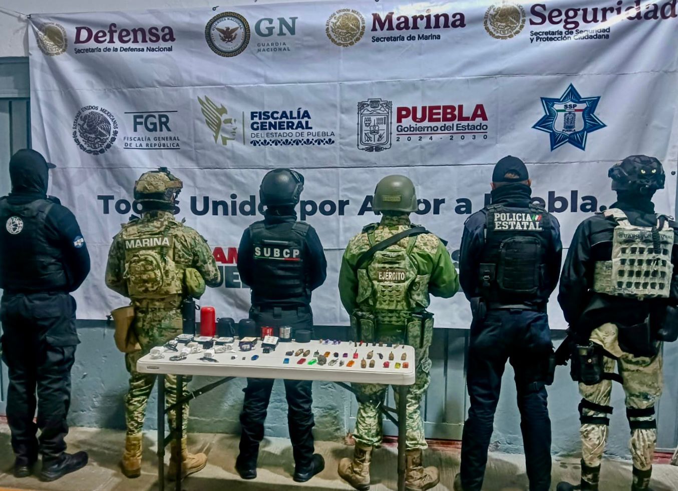 Fuerzas de seguridad efectúan revisión en penal de San Pedro Cholula