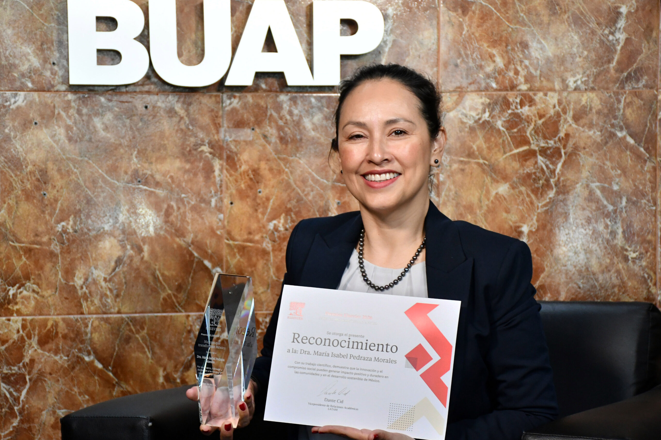 Investigadora BUAP recibe el Premio Elsevier 2026 “Mujeres que transforman México”