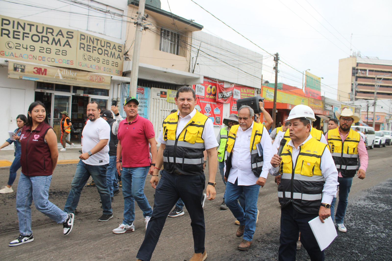 Alejandro Armenta Mier supervisa rehabilitación de la Avenida Prolongación Reforma