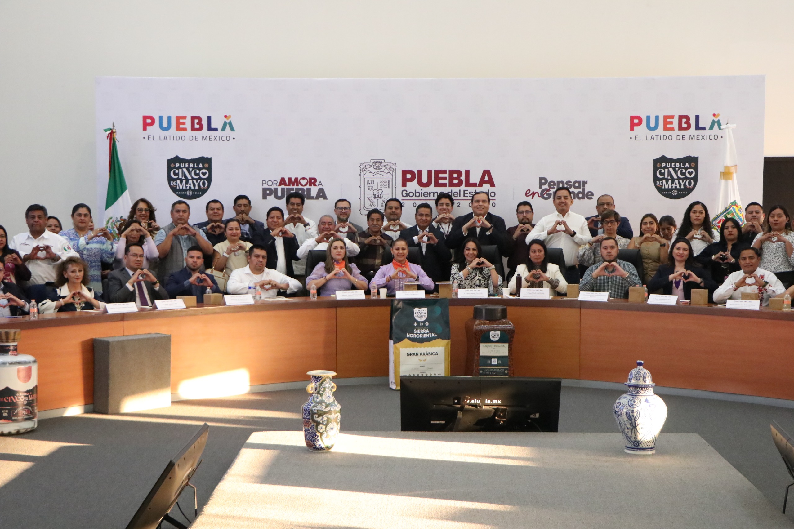 En Puebla refuerzan acciones coordinadas para erradicar violencia contra las mujeres