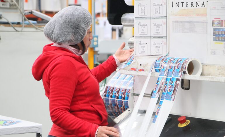 Puebla reduce pobreza laboral y consolida recuperación económica