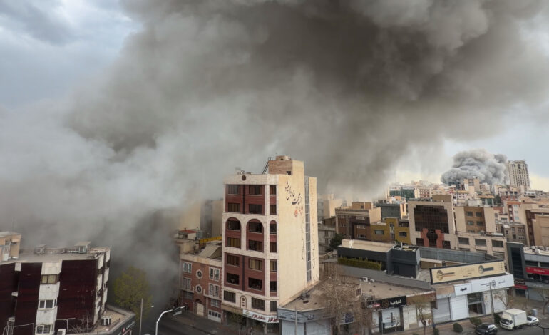 Irán atacará “todos los centros económicos de Medio Oriente” si EU e Israel no paran sus operaciones