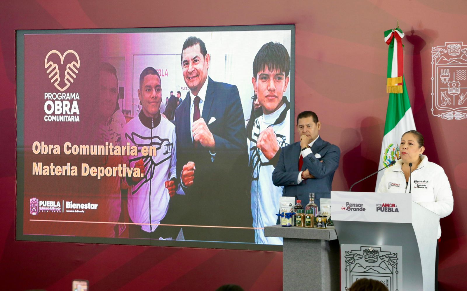 Inversión histórica en Obra Comunitaria deportiva, transforma vidas: Laura Artemisa