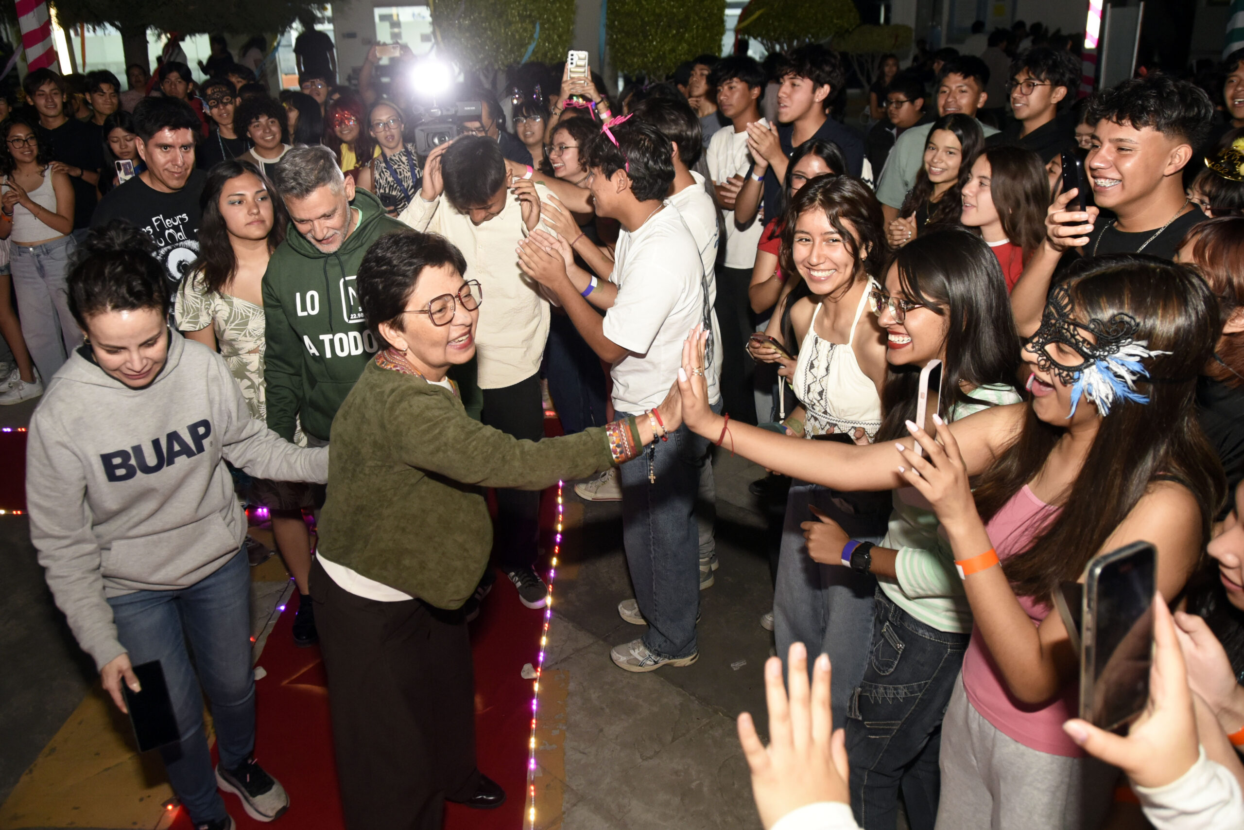 Rectora Lilia Cedillo preside inauguración del Cuarto Campamento con Causa del Bachillerato 5 de Mayo