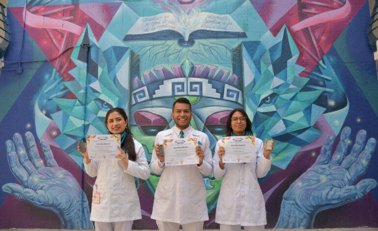 Alumnos de medicina representan a la BUAP en Infomatrix México 2026