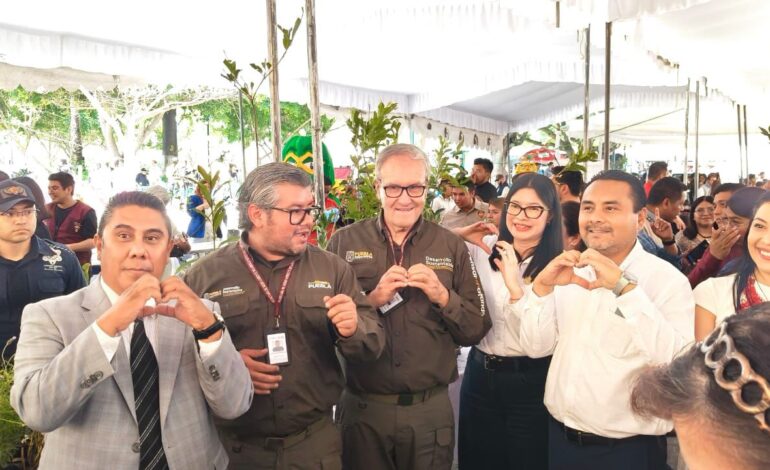 Feria de Paz beneficia a 2 mil personas en Tehuacán