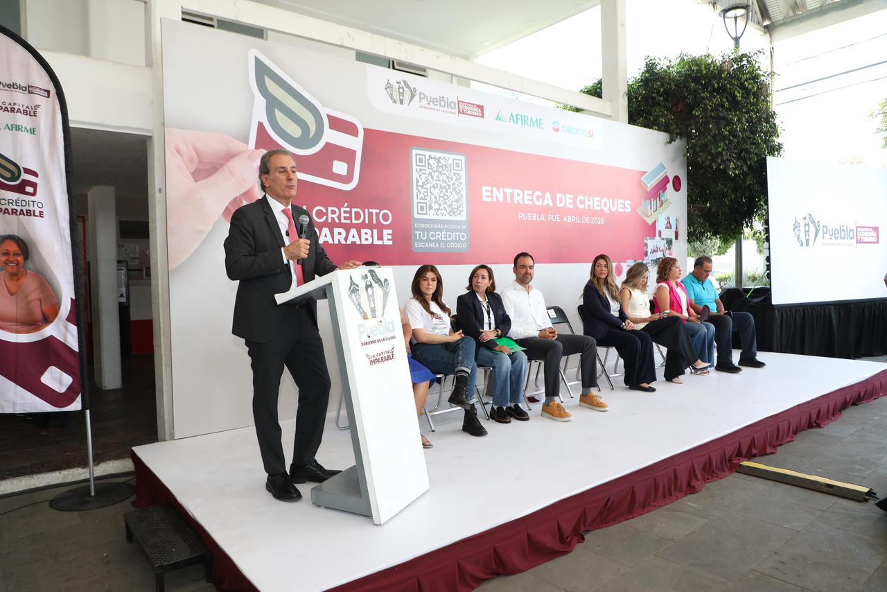 Pepe Chedraui entrega créditos a emprendedoras y emprendedores para fortalecer la economía local