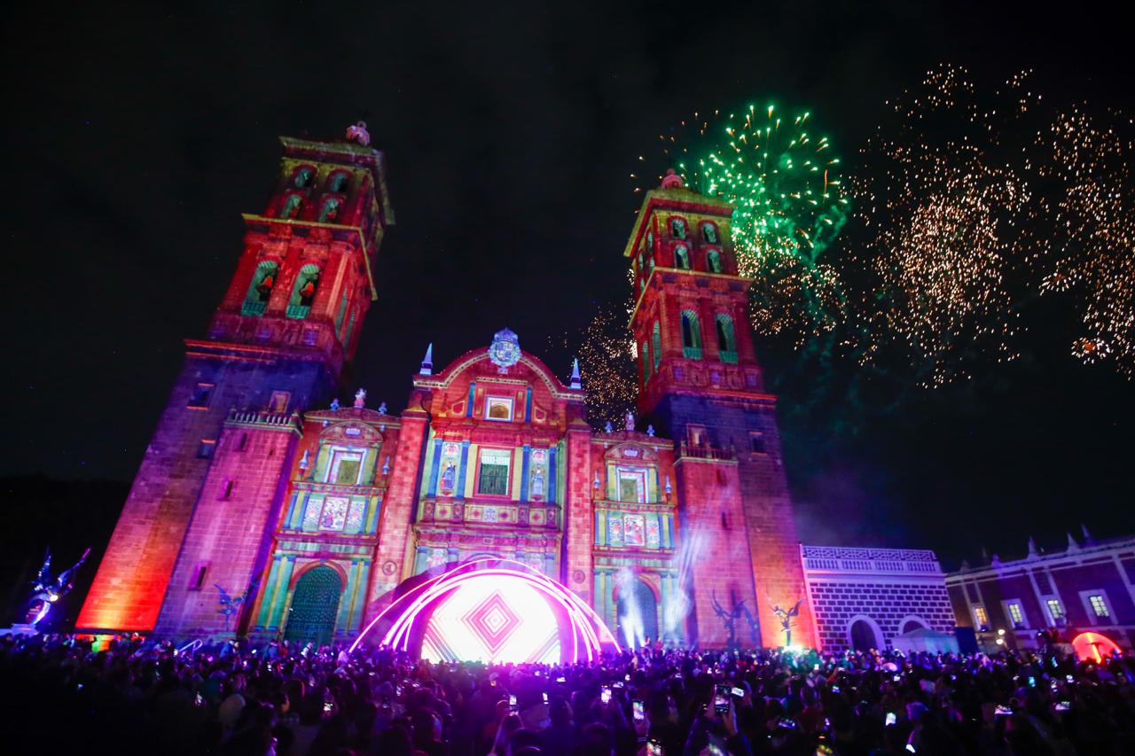 Con 150 mil espectadores al día, Glow detona derrama económica en Puebla