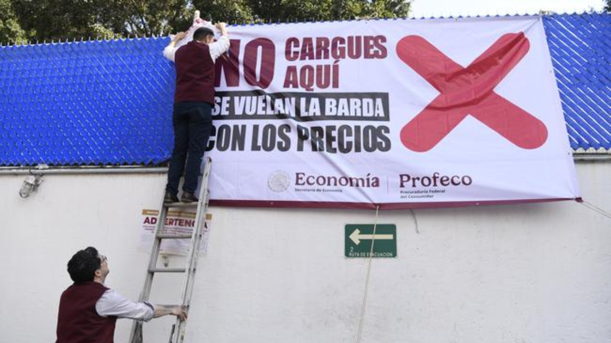 Profeco exhibe gasolineras de Puebla por “precios excesivos”