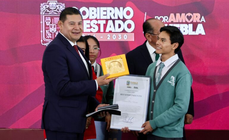 Talento poblano conquista escenarios internacionales en cine, tecnología e innovación
