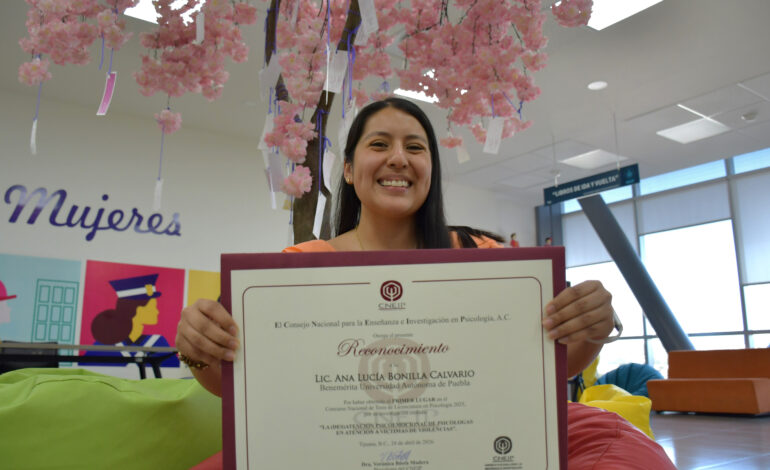 Egresada de Psicología de la BUAP obtiene premio nacional a la mejor tesis